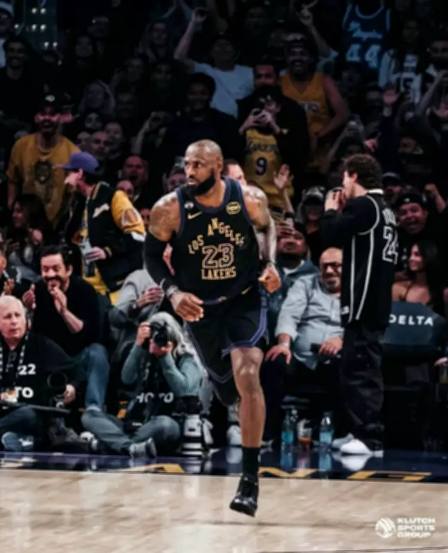 LeBron James Surpasses Kareem Abdul-Jabbar for Most Field Goals in NBA History