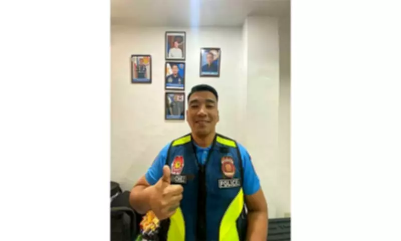 Police Officers Save Student from Heatstroke in Midday Emergency