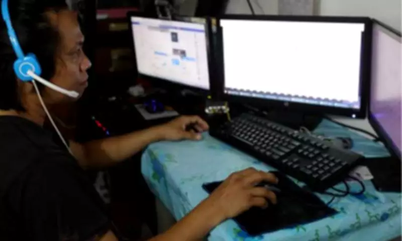 Senator Advocates for Expanded Flexible Work to Counter Rising Oil Prices