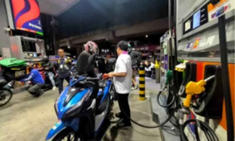 Senator Imee Marcos Urges Temporary Halt to Salary Deductions Amid Oil Price Crisis