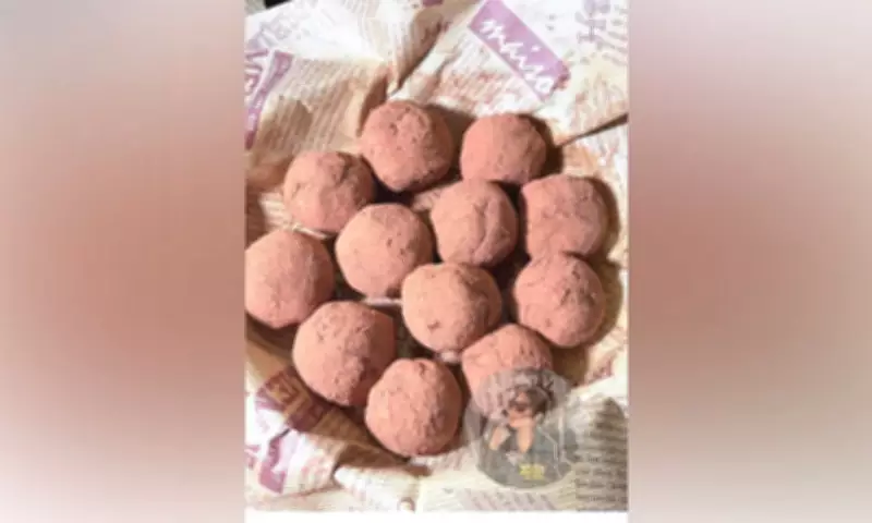 TikTok Users Create Budget-Friendly Dubai Chewy Cookie Using Noodles