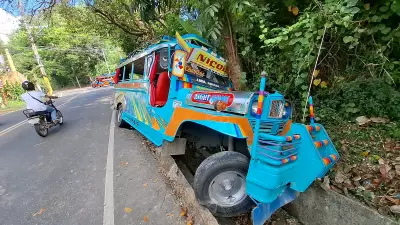 Jeepney Driver Intentionally Crashes into Canal After Brake Failure in Cebu
