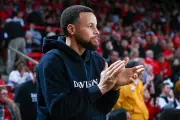 Stephen Curry's Knee Injury Recovery Timeline Under Evaluation Next Week
