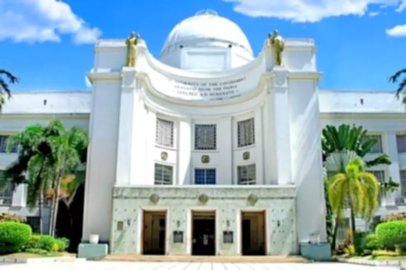 Cebu Capitol Raises Concerns Over BRT Station Blocking Historical Landmark View