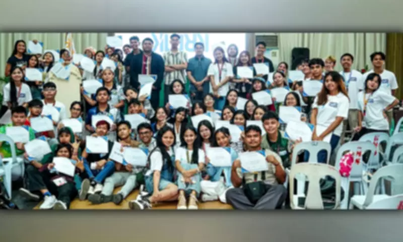 Cebu Youth Photowalk Empowers Students in Visual Storytelling Skills