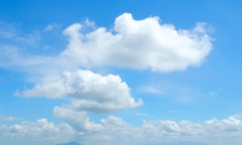 Easterlies Bring Cloudy Skies with Isolated Rainshowers Across PH