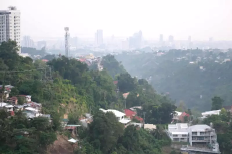 Metro Cebu's Hazardous Haze: Air Quality Index Soars to 199 Amid Stagnant Conditions