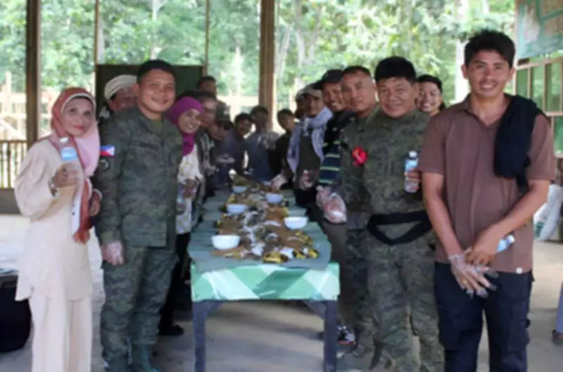 Army Holds Briefing with MNLF Leaders in Sulu for Peace Initiatives