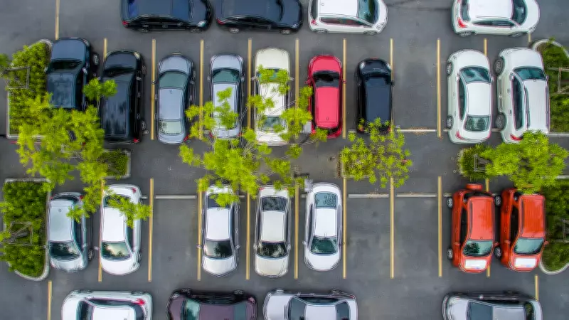 Cebu's Parkmaxxing Dream: Seeking Green Spaces in a Concrete City