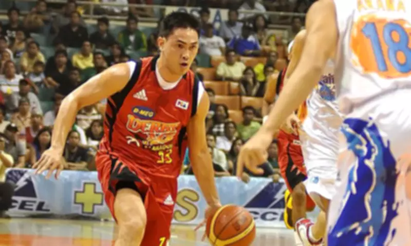 Former PBA Player Roger Yap Named New USJ-R Head Coach for Cesafi Season 26