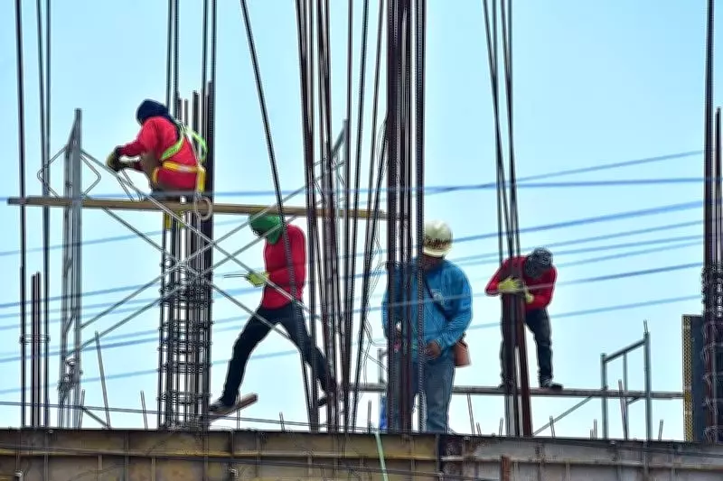 Gawa Urges Marcos to Include NIR Minimum Wage Earners in Ayuda