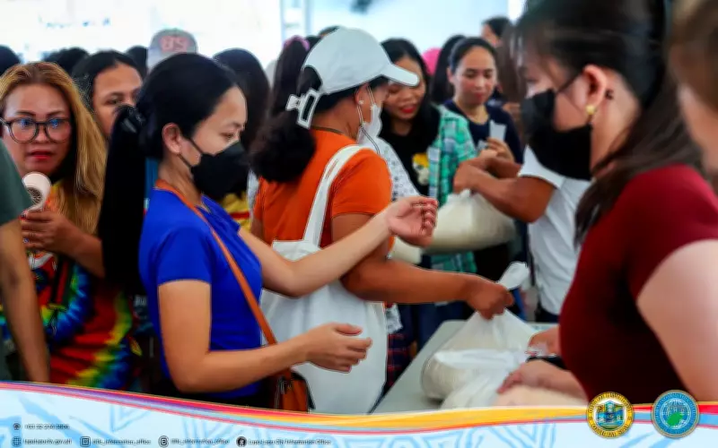 Lapu-Lapu City Mayor Leads Rice Distribution to 109 Displaced Workers