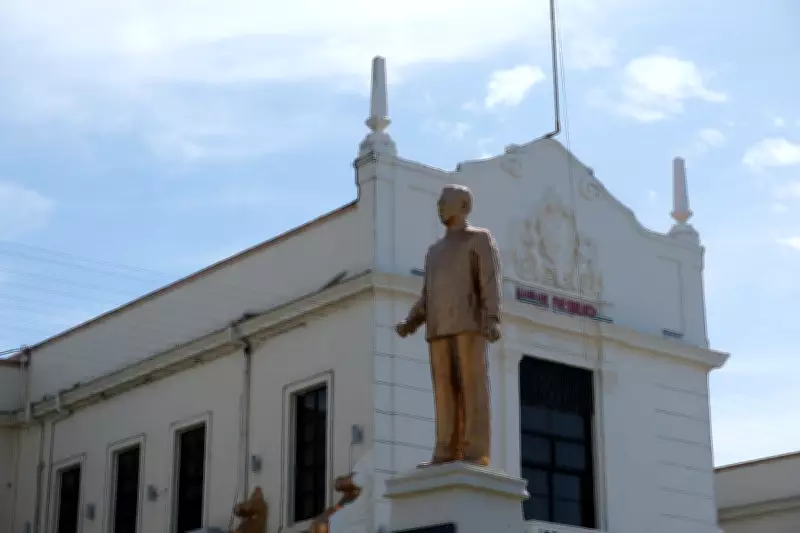 Mandaue traffic enforcers dismissed for extorting motorists