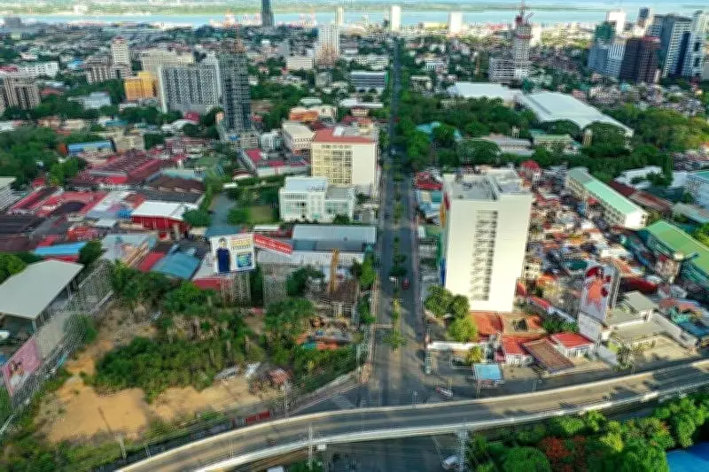 Philippine Business Confidence Hits Record Low in April Amid Middle East Conflict