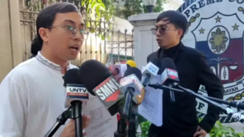 Teacher files petition vs Senate resolution protecting Bato Dela Rosa from ICC arrest
