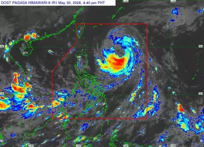 Typhoon Domeng Intensifies, Moves Toward Japan