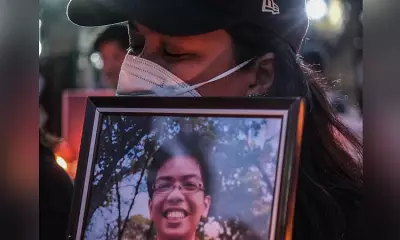 UP Cebu Community Holds Candle-Lighting for Dingding, 5 Others