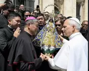 Antipolo Diocese Calls for Peace, Gifts Pope with Marian Image