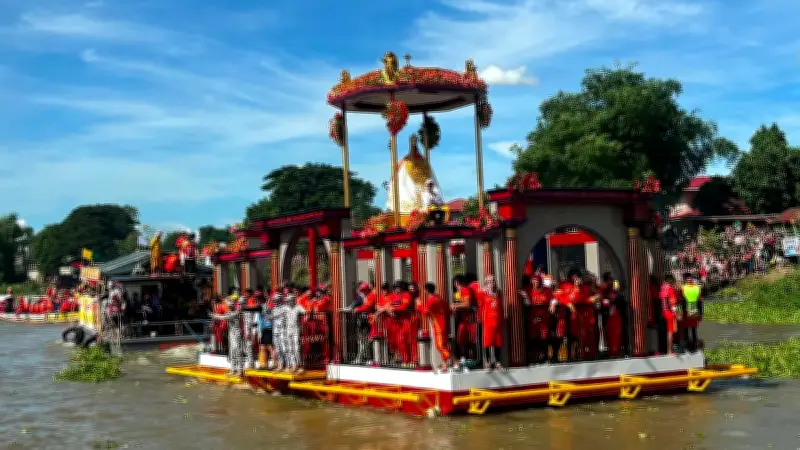 182nd Apung Iru Libad Festival: Fluvial Procession Honors Saint Peter in Apalit