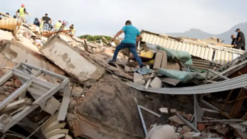 589 Confirmed Dead in Venezuela 7.2-7.5 Quake; 50,000 Missing