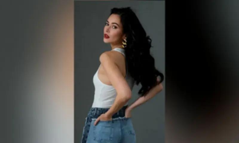 Bela Padilla Responds to Ogie Diaz's Claims with Art Cards on Instagram