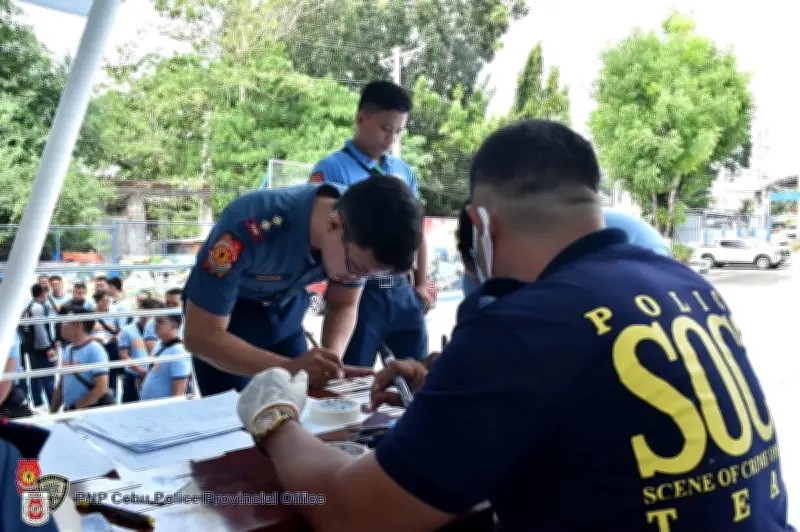 Cebu Police Personnel Undergo Surprise Drug Test for Integrity
