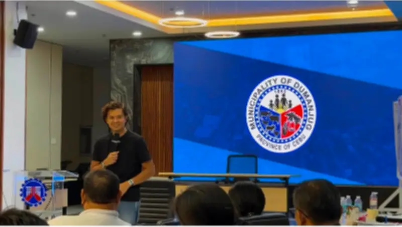 Dumanjug mayor: Cellphone ban in schools gets adjustment period