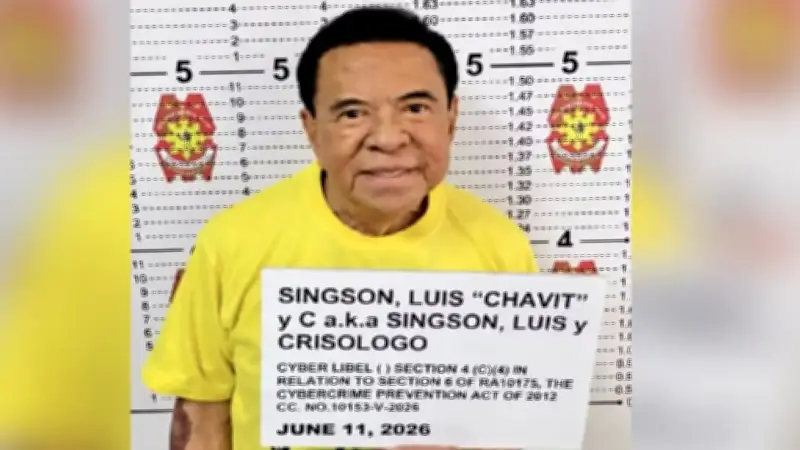 Former Gov. Chavit Singson Posts Bail for Cyberlibel Case