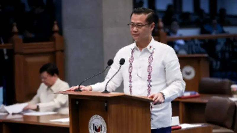 Gatchalian Targets Complete Books for Every Student This School Year