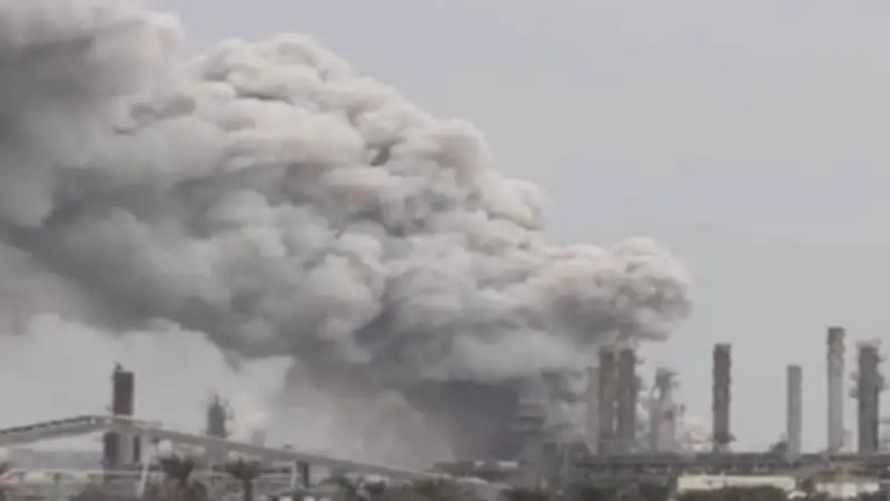 Iran Claims Successful Airstrikes on US Military Base in Bahrain