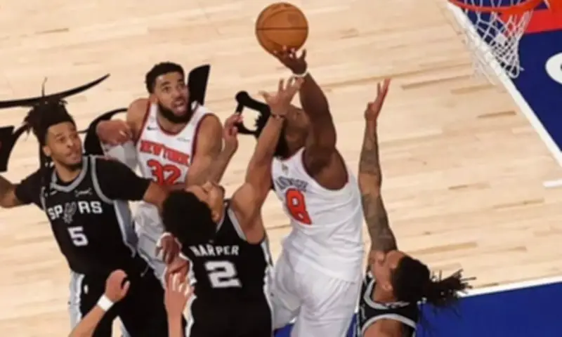 Knicks stun Spurs with historic 29-point comeback in NBA Finals Game 4