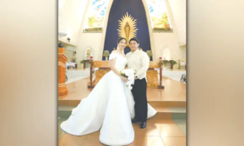 Love Blossoms on the Golf Greens: Julian and Nicole Neri's Wedding Journey