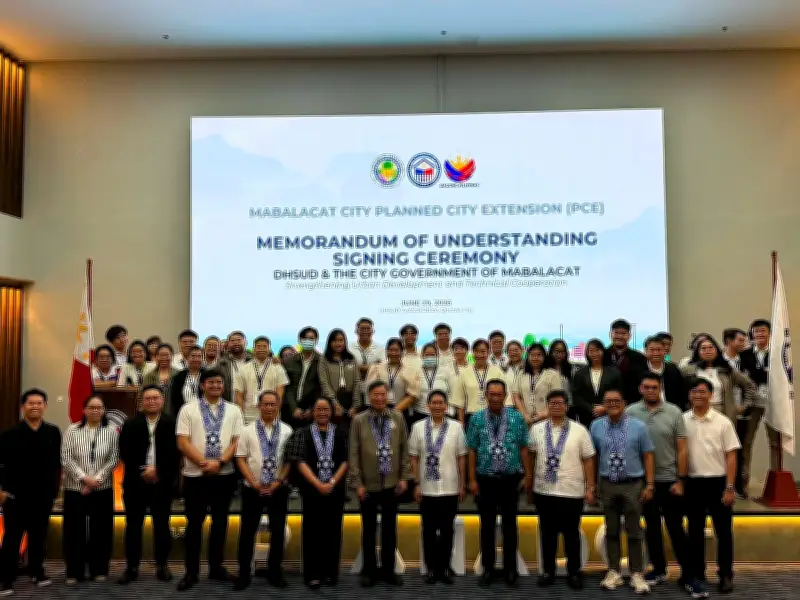 Mabalacat City Partners with DHSUD for Planned City Extension Program