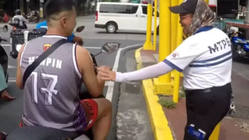 Manila Cop Removed from Duty for Driving Motorcycle Without Helmet