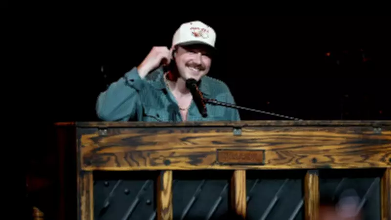 Morgan Wallen Flips Piano Onstage After Technical Glitch, Goes Viral