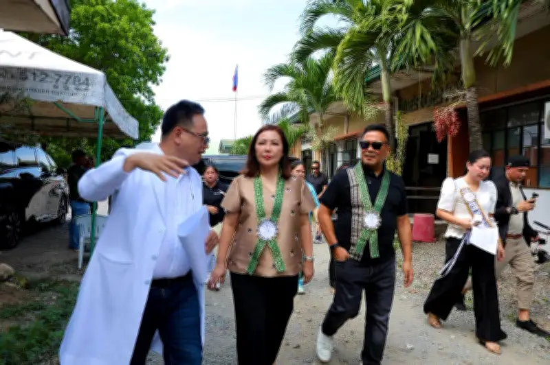 Senator Ejercito inspects Cebu provincial hospitals for upgrade funding