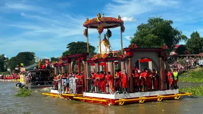 182nd Apung Iru Libad Festival: Fluvial Procession Honors Saint Peter in Apalit